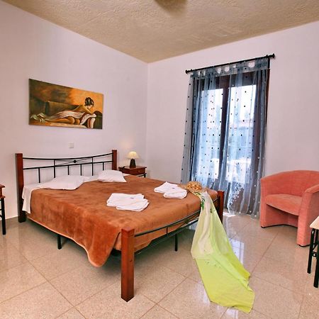 Hotel Pela Skala Kallonis Extérieur photo