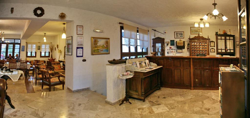 Hotel Pela Skala Kallonis Extérieur photo