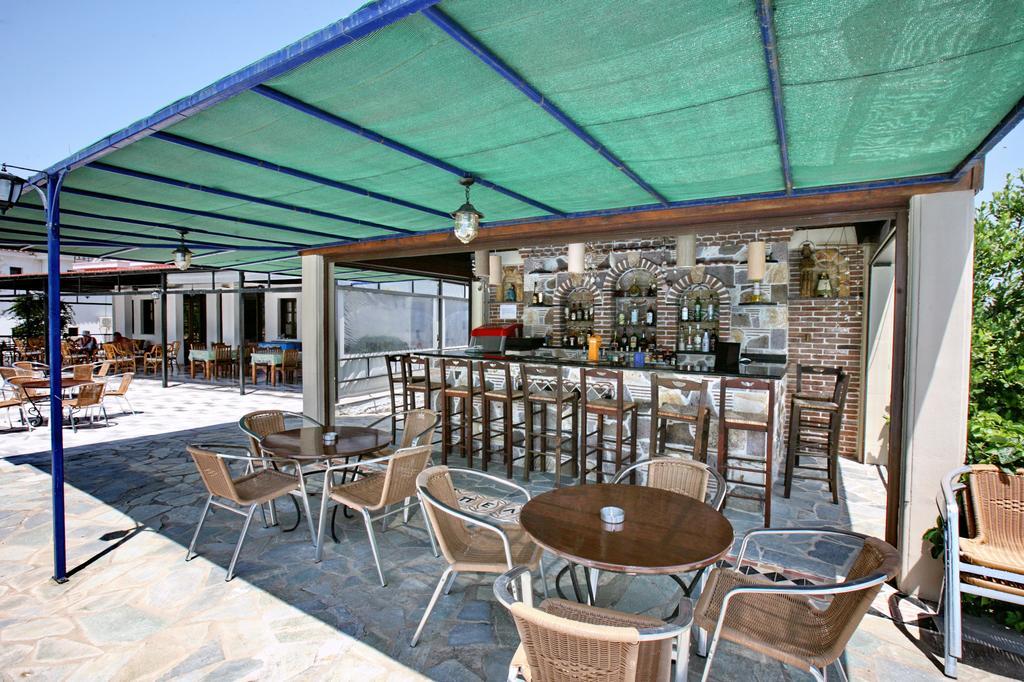 Hotel Pela Skala Kallonis Extérieur photo