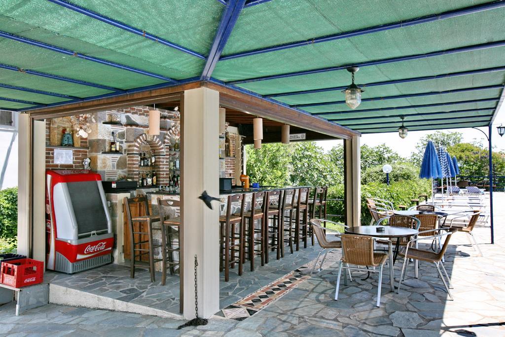 Hotel Pela Skala Kallonis Extérieur photo