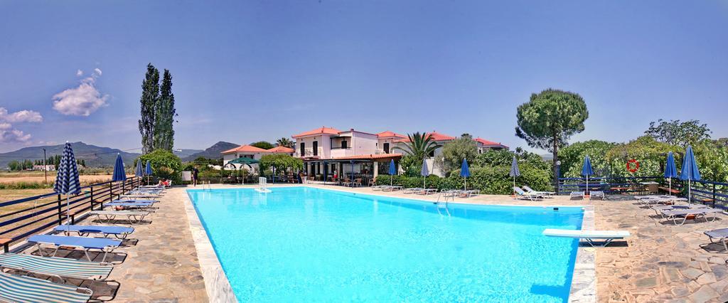 Hotel Pela Skala Kallonis Extérieur photo