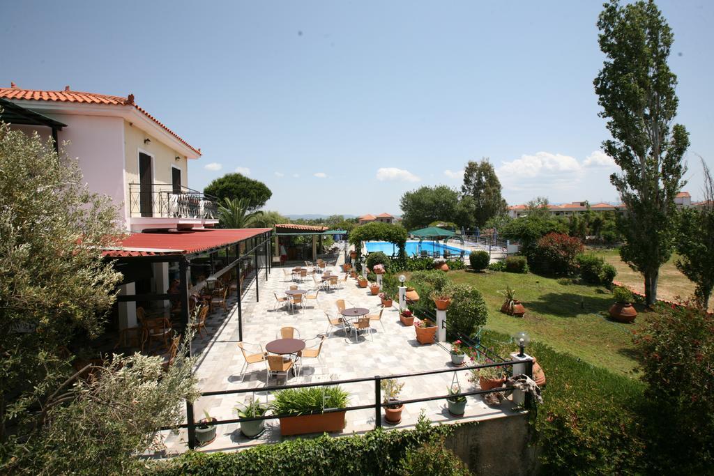 Hotel Pela Skala Kallonis Extérieur photo